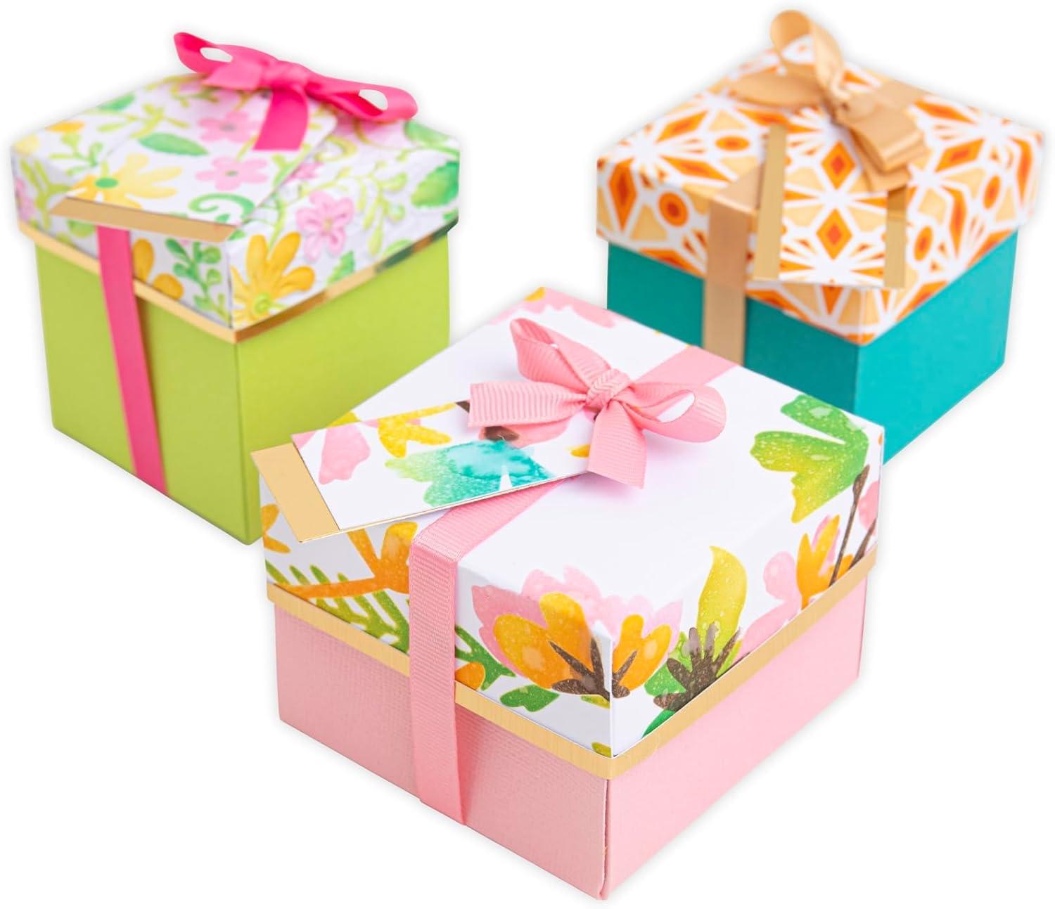 image:imageSizzix Layered Stencils Defined PetalsLacey